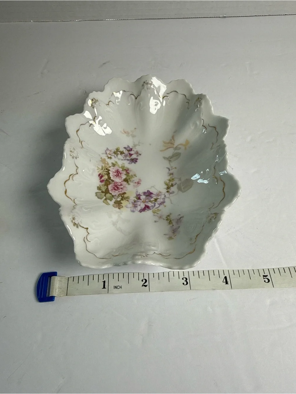 White Floral Porcelain Decorative Serving Bowl vintage